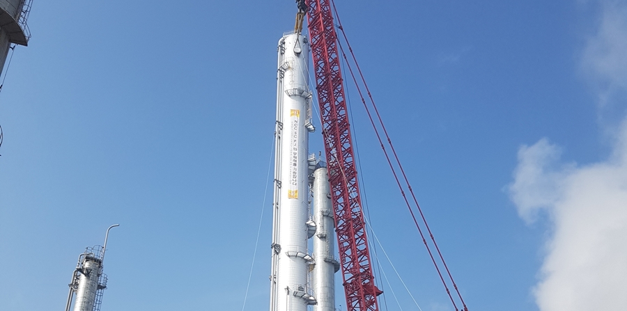 한화토탈 빅타워 기립